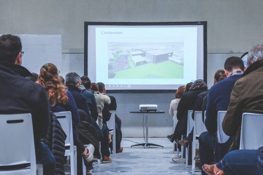 Conférences et portes-ouvertes - STI biotechnologie