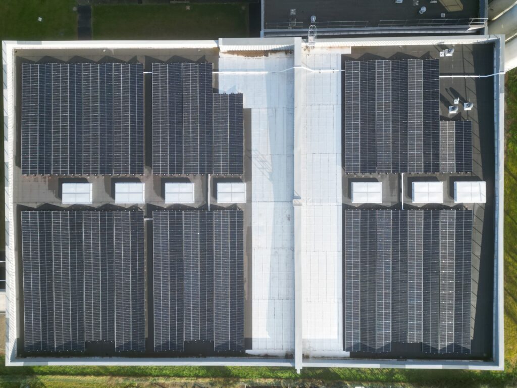 1400 m² de panneaux photovoltaïques